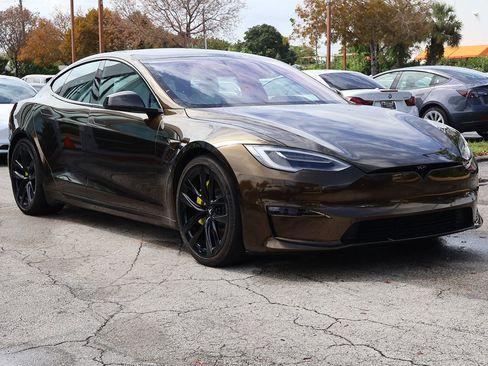 Used 2022 Tesla Model S image 2