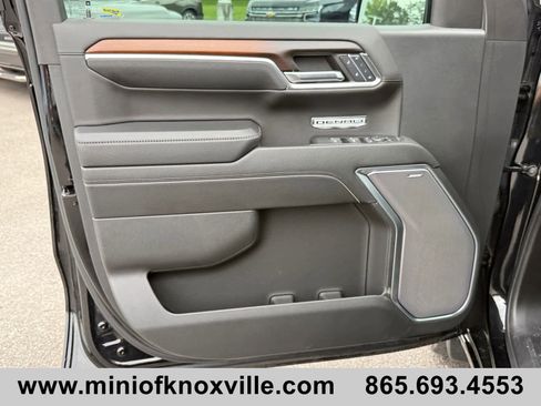Used 2024 GMC Sierra 1500 Denali AWD/4WD image 19
