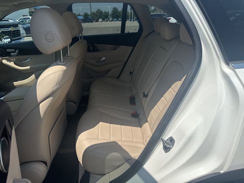 Used 2022 Mercedes-Benz GLC 300 image 13