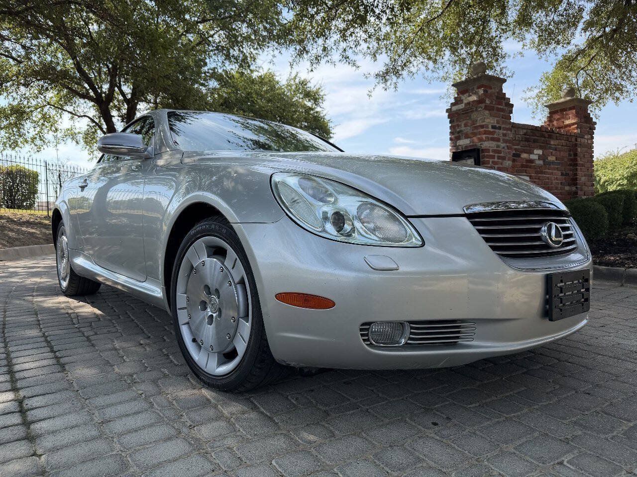 Used 2002 Lexus SC 430 Convertible RWD image 1
