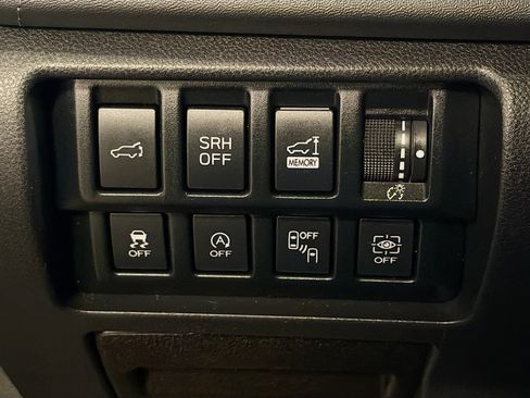 Used 2019 Subaru Forester Touring AWD/4WD image 17