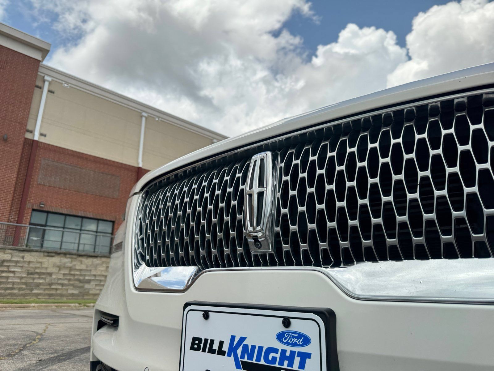 Used 2023 Lincoln Aviator Reserve w/ Equipment Group 201A AWD/4WD image 37