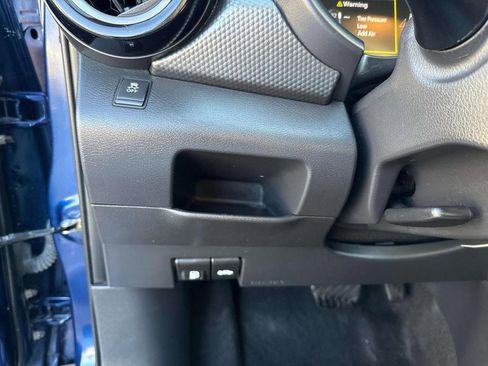 Used 2018 Nissan Kicks SV w/ Exterior Electronics Package image 23