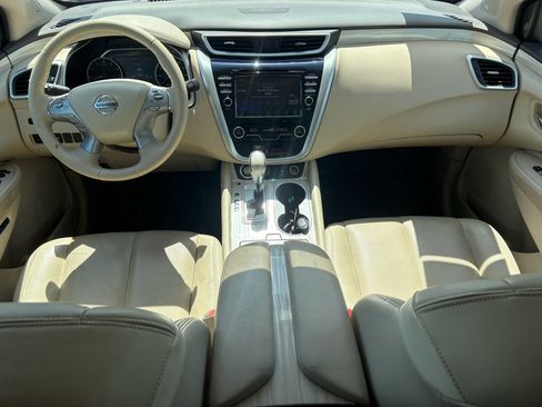Used 2017 Nissan Murano SL w/ SL Technology Package FWD image 2