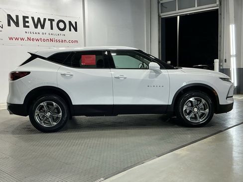 Used 2024 Chevrolet Blazer LT image 35