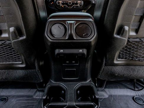 Used 2022 Jeep Gladiator Rubicon w/ LED Lighting Group image 32