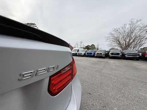 Used 2015 BMW 320i Sedan image 35