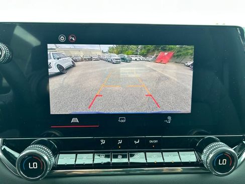 New 2026 GMC Canyon Elevation w/ Convenience Package image 19