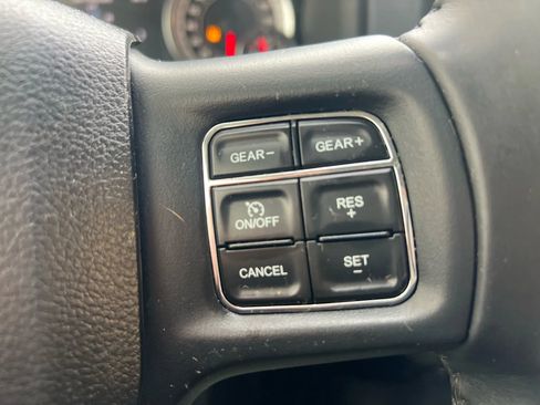 Used 2019 RAM 1500 Big Horn image 10