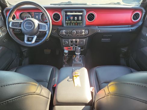 Used 2022 Jeep Gladiator Rubicon w/ Cold Weather Group image 14