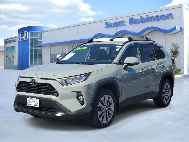 Used 2020 Toyota RAV4 XLE Premium w/ All Weather Liner Package FWD image 2