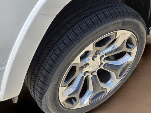 Used 2019 RAM 1500 Limited AWD/4WD image 34