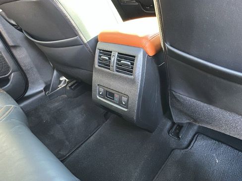 Used 2022 Mitsubishi Outlander SEL image 28