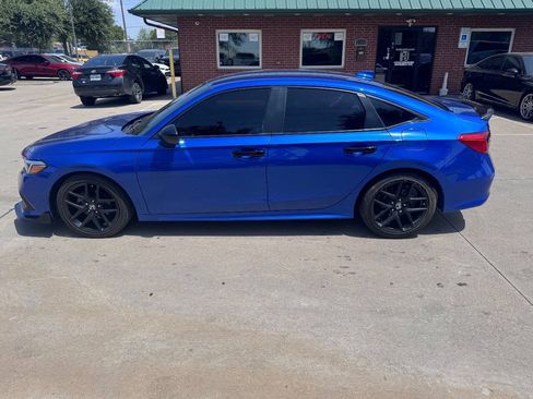 Used 2024 Honda Civic Sport image 8