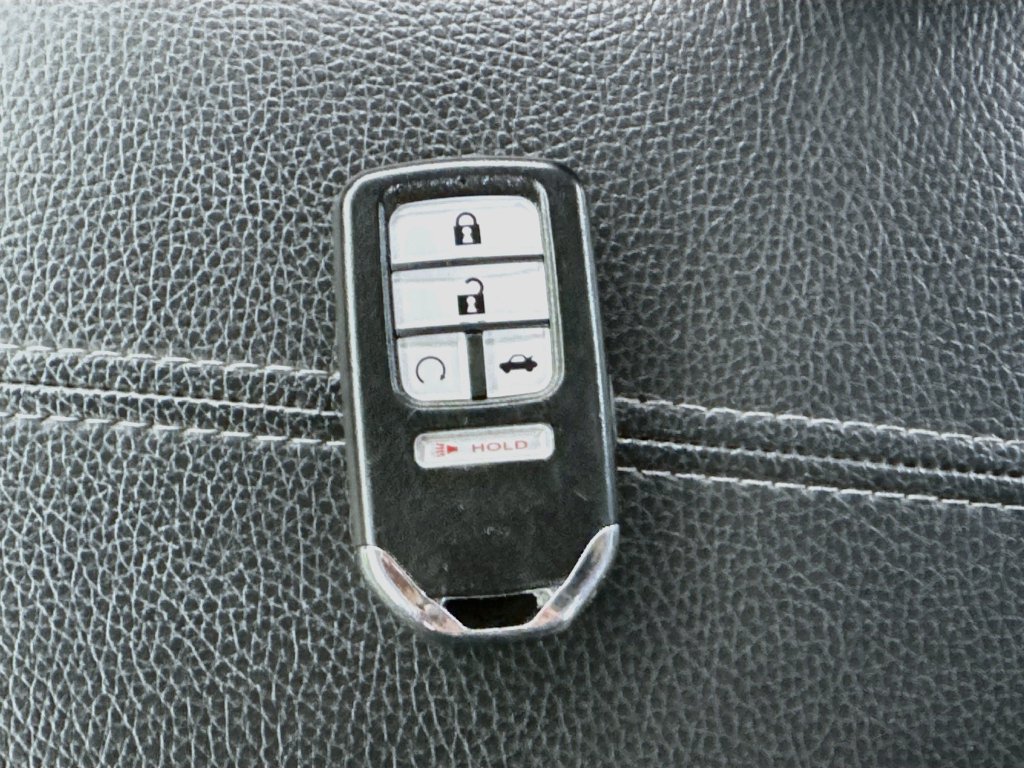 Used 2016 Honda Accord EX-L image 34