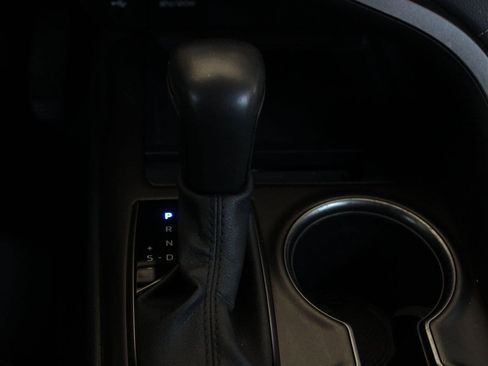 Used 2023 Toyota Camry SE FWD image 22