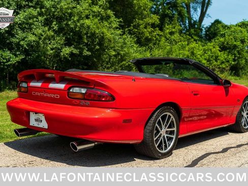 Used 2002 Chevrolet Camaro Z28 w/ SS Performance/Appearance Pkg RWD image 27