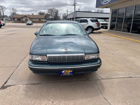 Used 1994 Chevrolet Caprice Classic image 8