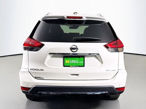 Used 2020 Nissan Rogue SL w/ Premium Package AWD/4WD image 8