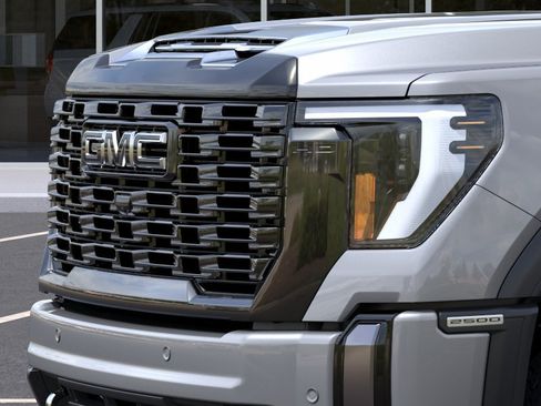 Used 2026 GMC Sierra 2500 Denali Ultimate AWD/4WD image 14