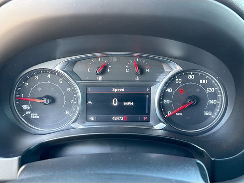 Used 2024 GMC Terrain SLT image 40