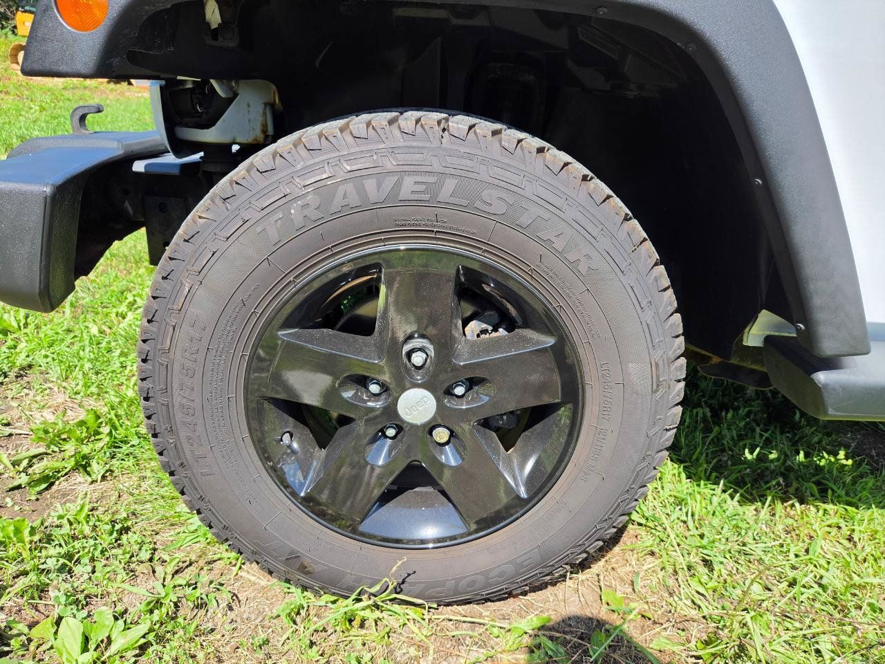 Used 2015 Jeep Wrangler Sport w/ Quick Order Package 24S AWD/4WD image 21
