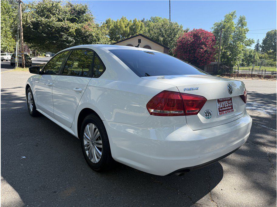 Used 2015 Volkswagen Passat 1.8T S FWD image 5