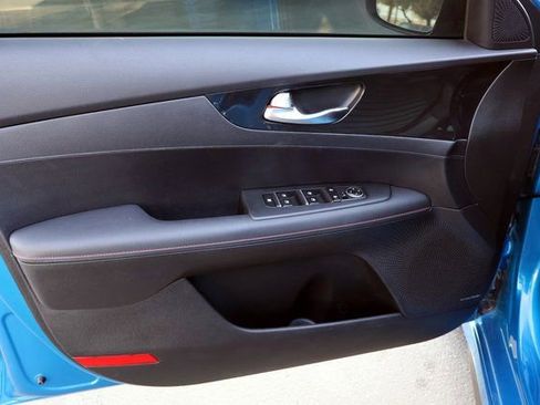 Used 2023 Kia Forte GT image 28