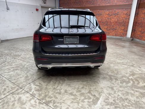 Used 2022 Mercedes-Benz GLC 300 4MATIC w/ Multimedia Package Lite image 4