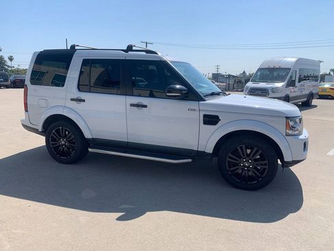 Used 2015 Land Rover LR4 HSE LUX AWD/4WD image 8