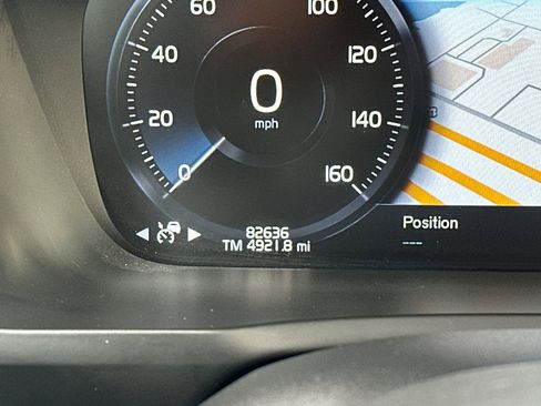 Used 2017 Volvo XC90 T6 Inscription w/ Vision Package image 28