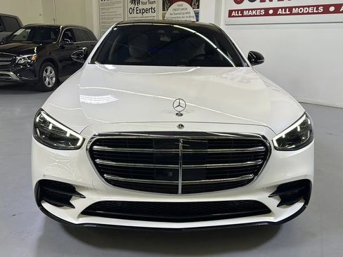 Used 2022 Mercedes-Benz S 500 4MATIC image 3