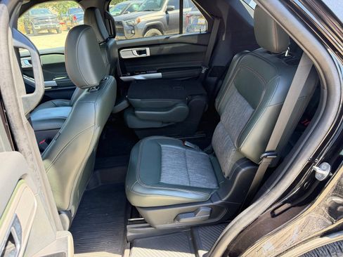 Used 2023 Ford Explorer Timberline w/ Timberline Technology Package AWD/4WD image 12