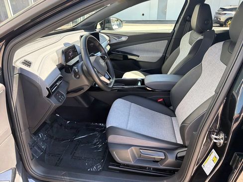 Certified 2024 Volkswagen ID.4 Pro AWD/4WD image 11