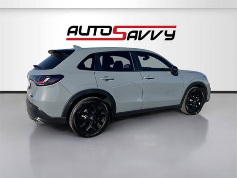 Used 2025 Honda HR-V Sport image 7