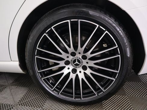 Used 2022 Mercedes-Benz C 300 4MATIC Sedan image 31