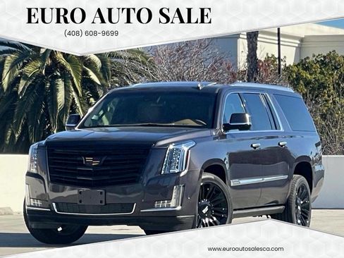 Used 2017 Cadillac Escalade ESV Platinum image 1