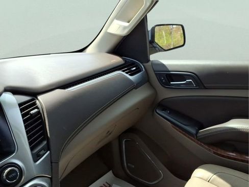 Used 2018 Chevrolet Tahoe Premier AWD/4WD image 21
