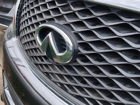 Used 2017 INFINITI QX80 2WD w/ Driver Assistance Package image 23