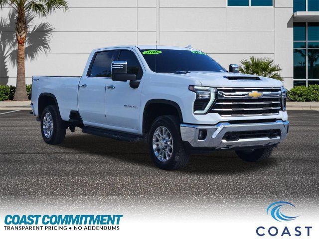Certified 2025 Chevrolet Silverado 2500 LTZ w/ LTZ Convenience Package AWD/4WD image 3