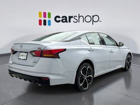 Used 2023 Nissan Altima 2.5 SR AWD/4WD image 5