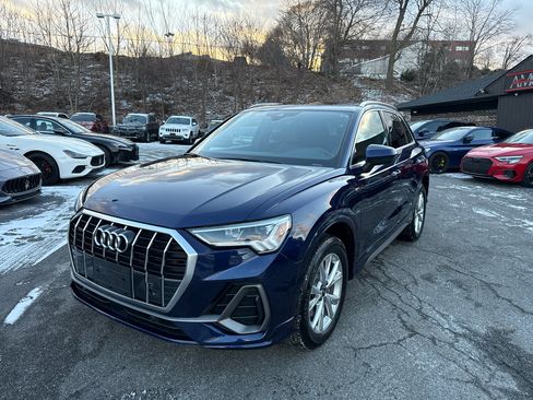 Used 2023 Audi Q3 2.0T Premium Plus image 2