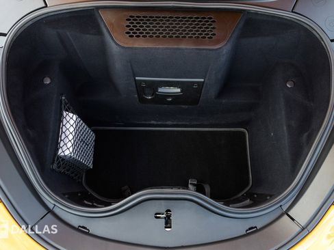 Used 2023 McLaren GT image 29