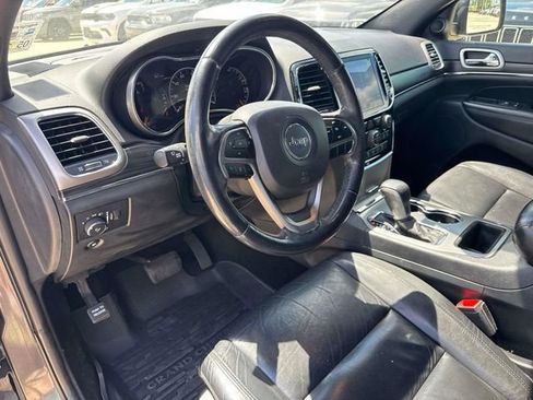 Used 2020 Jeep Grand Cherokee Limited image 25