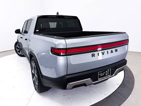 Used 2023 Rivian R1T Adventure AWD/4WD image 9
