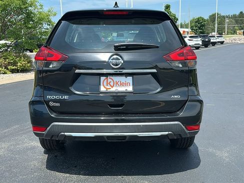 Used 2018 Nissan Rogue S AWD/4WD image 7