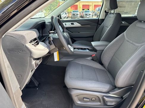 New 2026 Ford Explorer Active image 19