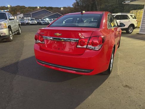 Used 2016 Chevrolet Cruze LT w/ Sun And Sound Package image 13
