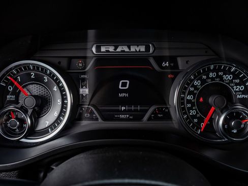 Used 2025 RAM 1500 Laramie w/ Laramie Southwest Edition image 20