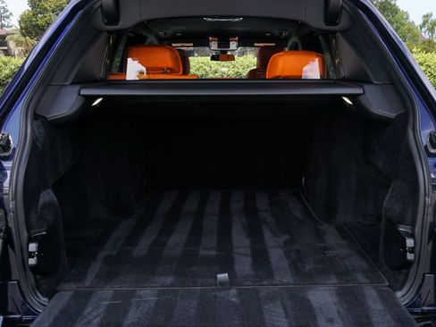 Certified 2022 Rolls-Royce Cullinan w/ Cullinan Package AWD/4WD image 37